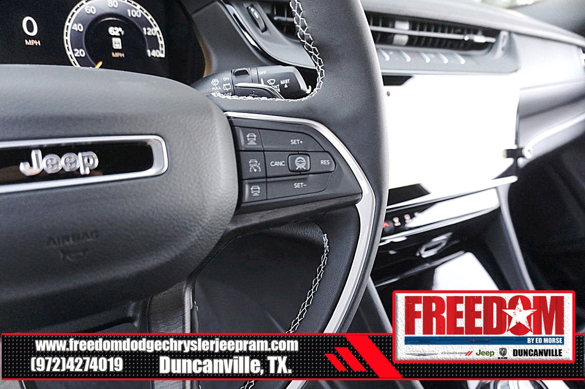 2026 Jeep Grand Cherokee Laredo