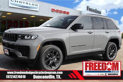 2027 Jeep Grand Cherokee Laredo Altitude