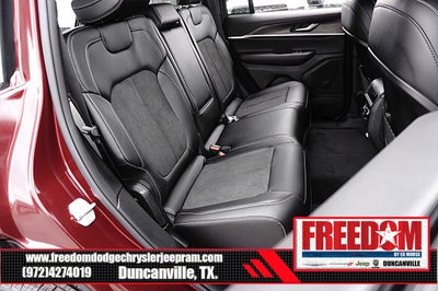 2026 Jeep Grand Cherokee Laredo