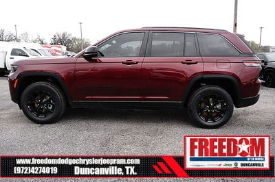 2026 Jeep Grand Cherokee Laredo