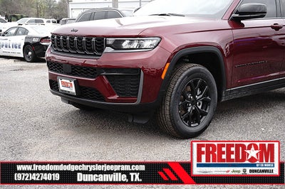 2026 Jeep Grand Cherokee Laredo