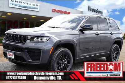 2026 Jeep Grand Cherokee Laredo Altitude