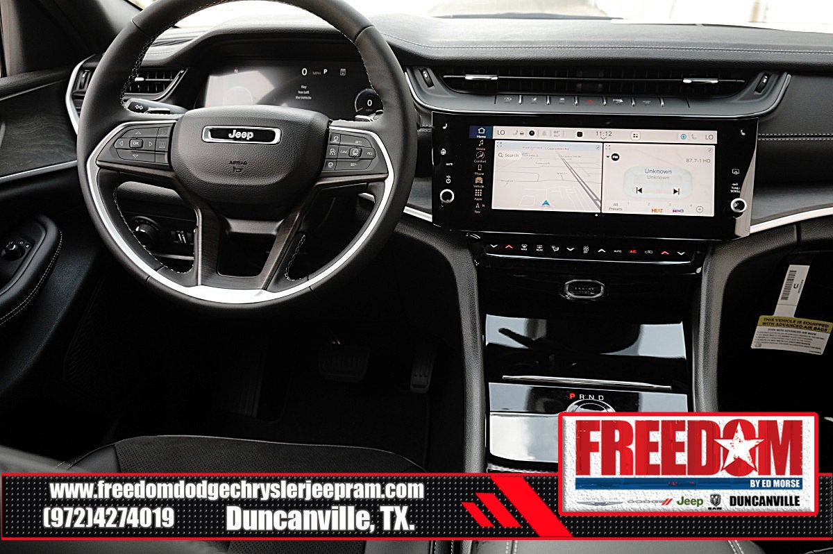 2026 Jeep Grand Cherokee Laredo Altitude