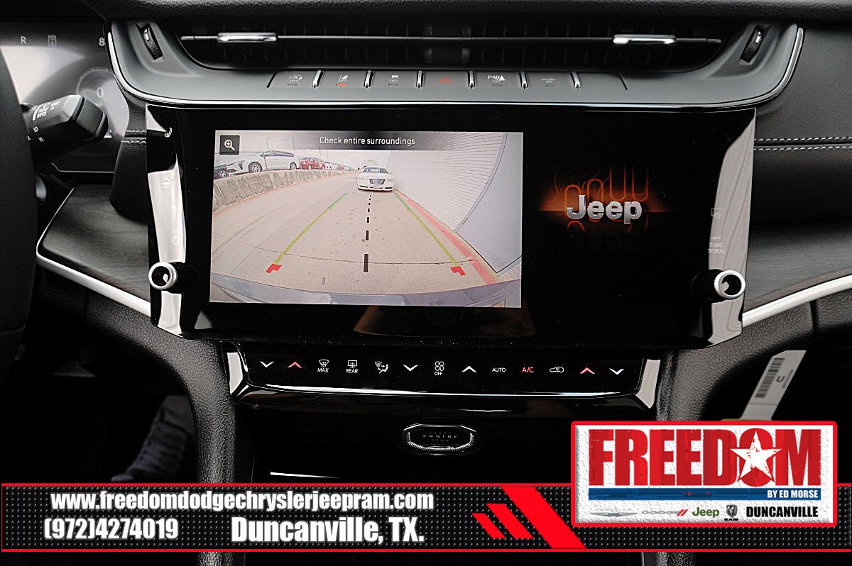 2026 Jeep Grand Cherokee Laredo Altitude