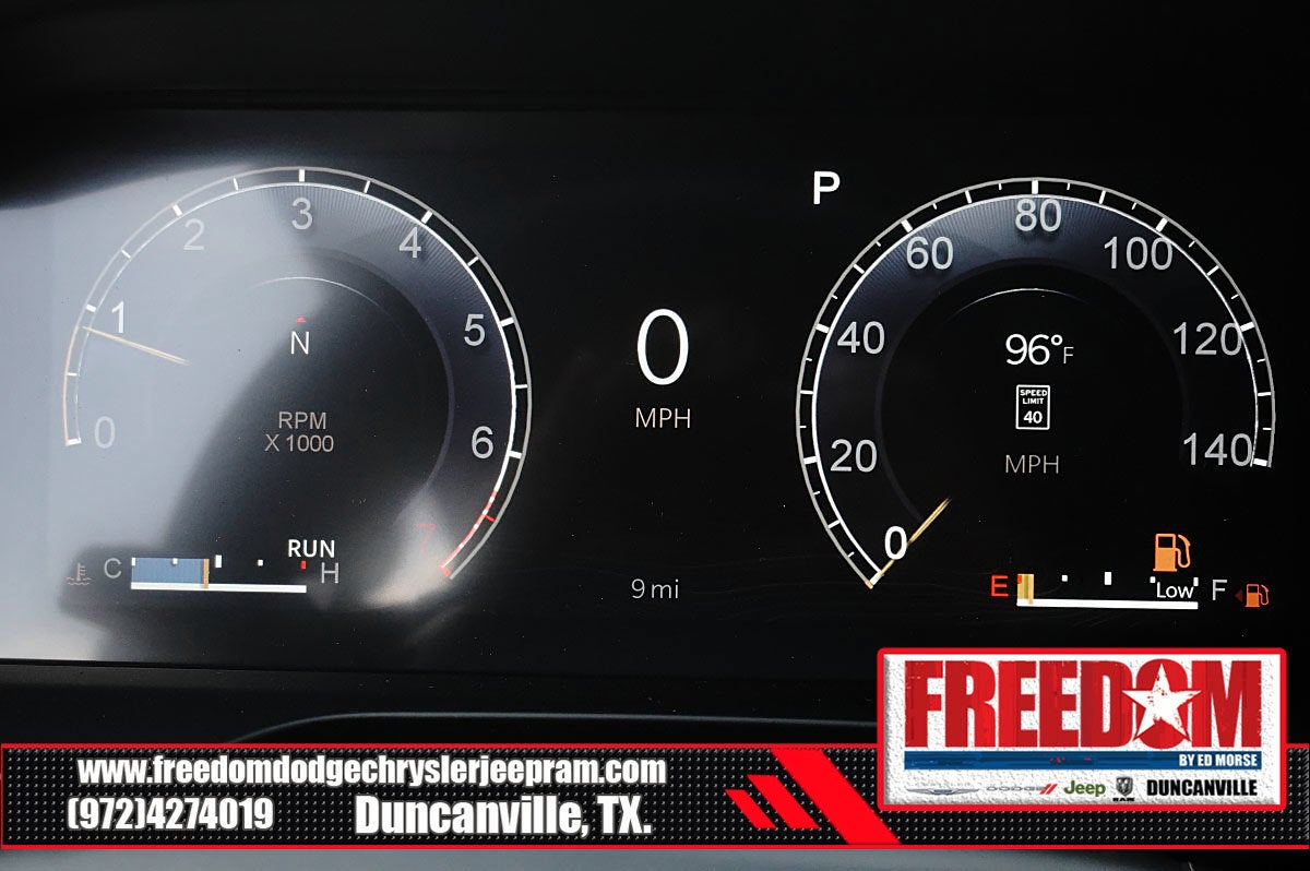 2027 Jeep Grand Cherokee Laredo Altitude