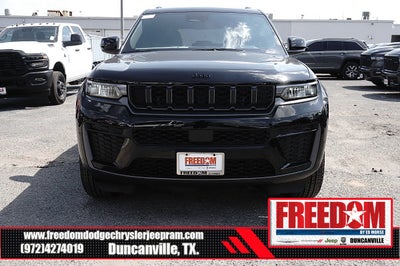 2027 Jeep Grand Cherokee Laredo Altitude