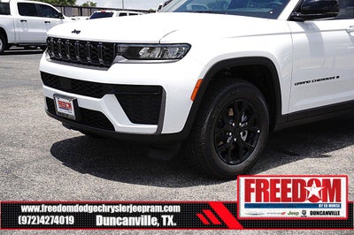 2026 Jeep Grand Cherokee Laredo Altitude