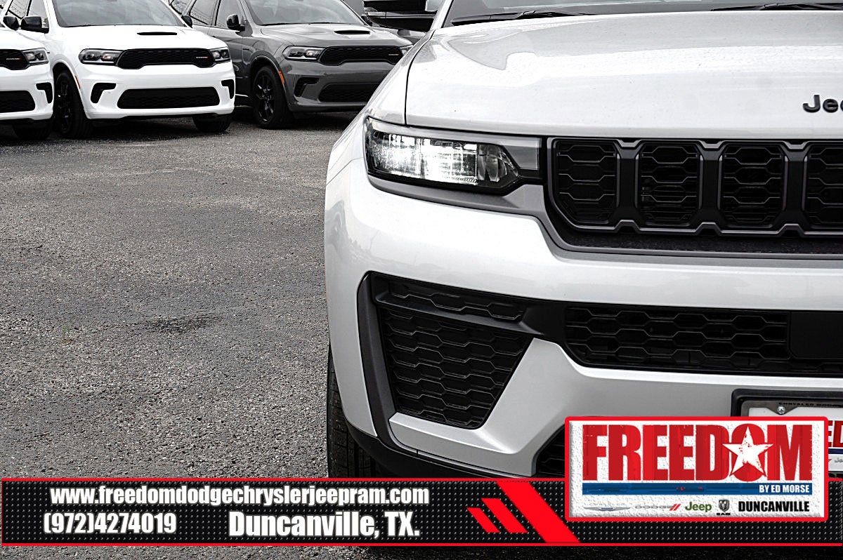2026 Jeep Grand Cherokee Altitude