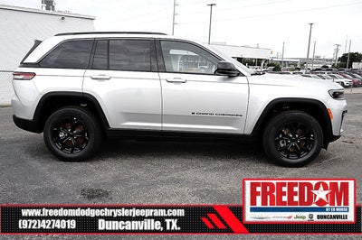 2026 Jeep Grand Cherokee Altitude