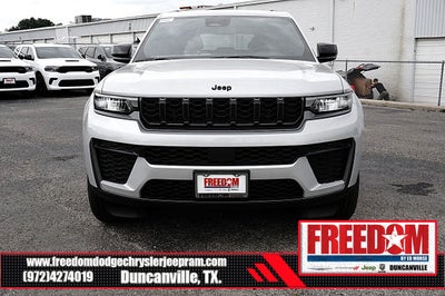 2026 Jeep Grand Cherokee Altitude