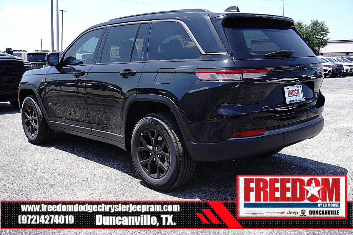 2026 Jeep Grand Cherokee Altitude