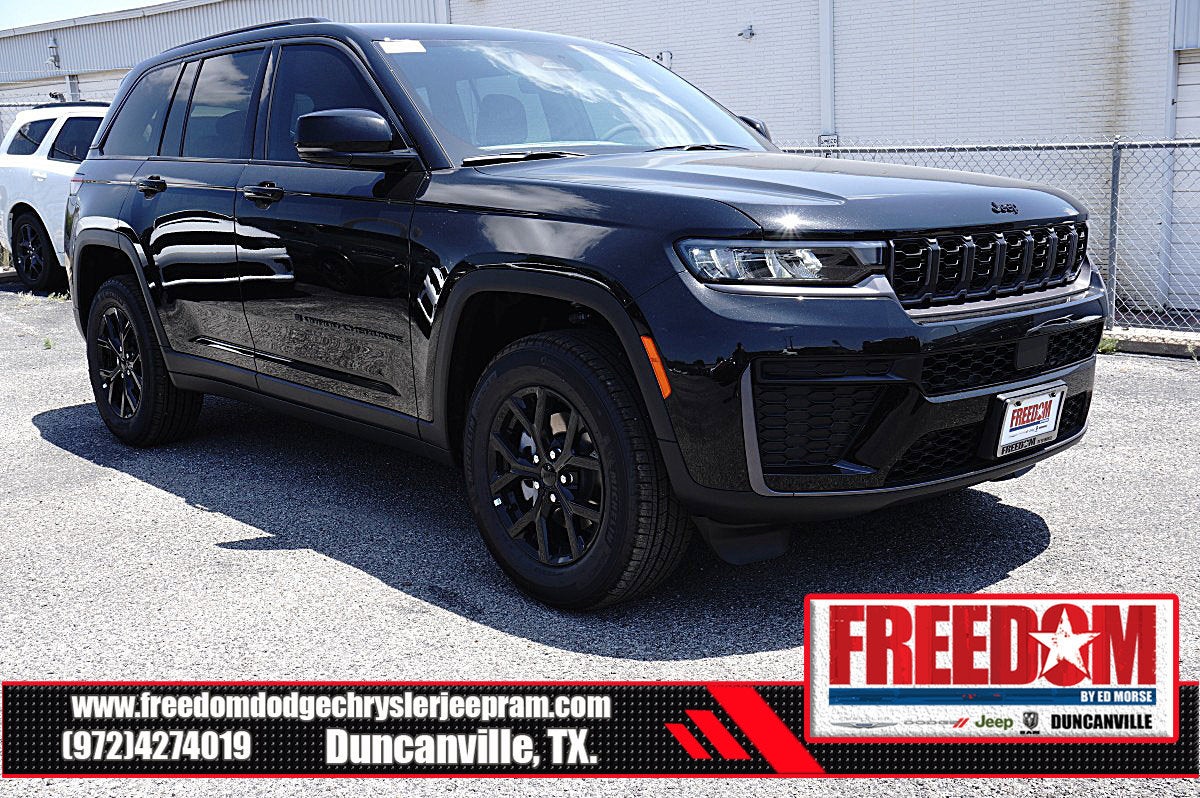 2026 Jeep Grand Cherokee Altitude