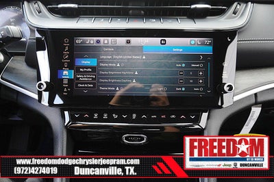 2026 Jeep Grand Cherokee Laredo Altitude