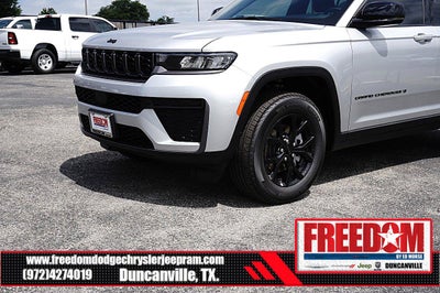 2026 Jeep Grand Cherokee Laredo Altitude