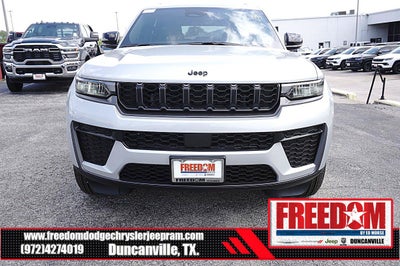 2026 Jeep Grand Cherokee Laredo Altitude