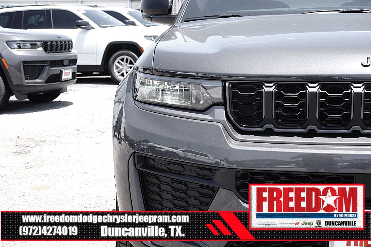 2026 Jeep Grand Cherokee Altitude