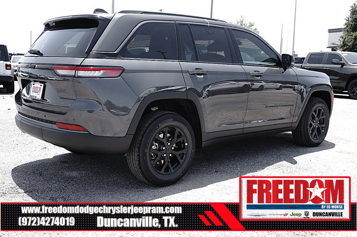2026 Jeep Grand Cherokee Altitude