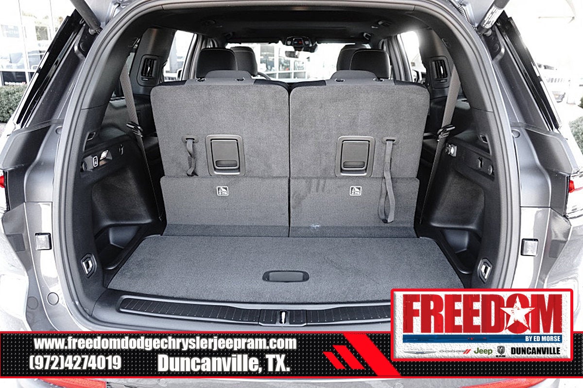 2026 Jeep Grand Cherokee L Laredo