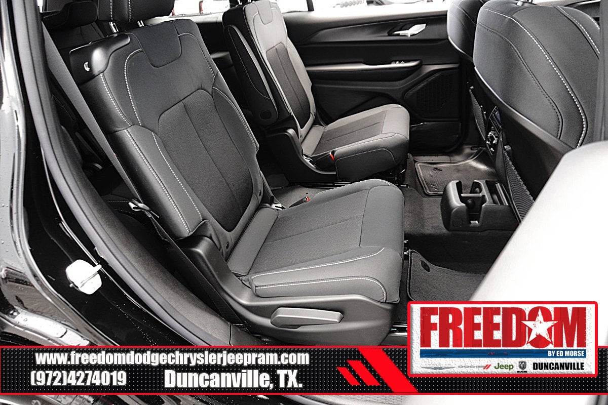 2026 Jeep Grand Cherokee L Laredo