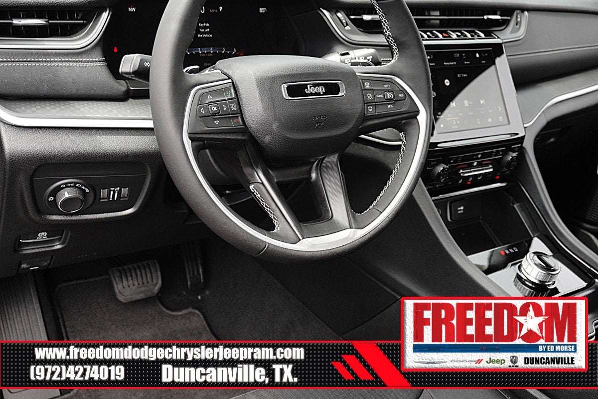 2026 Jeep Grand Cherokee L Laredo