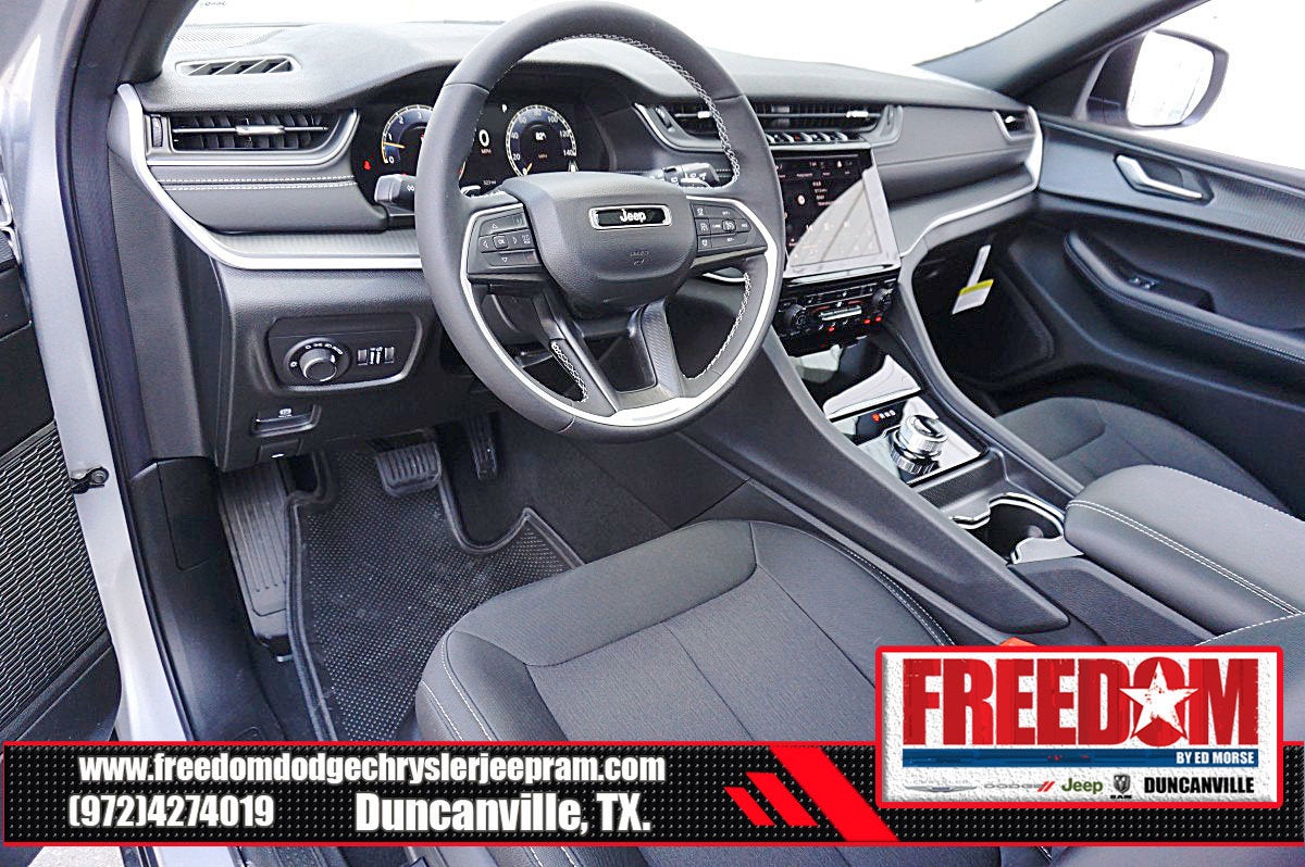 2026 Jeep Grand Cherokee L Laredo