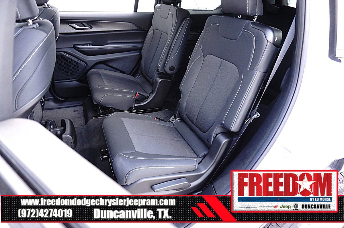 2026 Jeep Grand Cherokee L Laredo