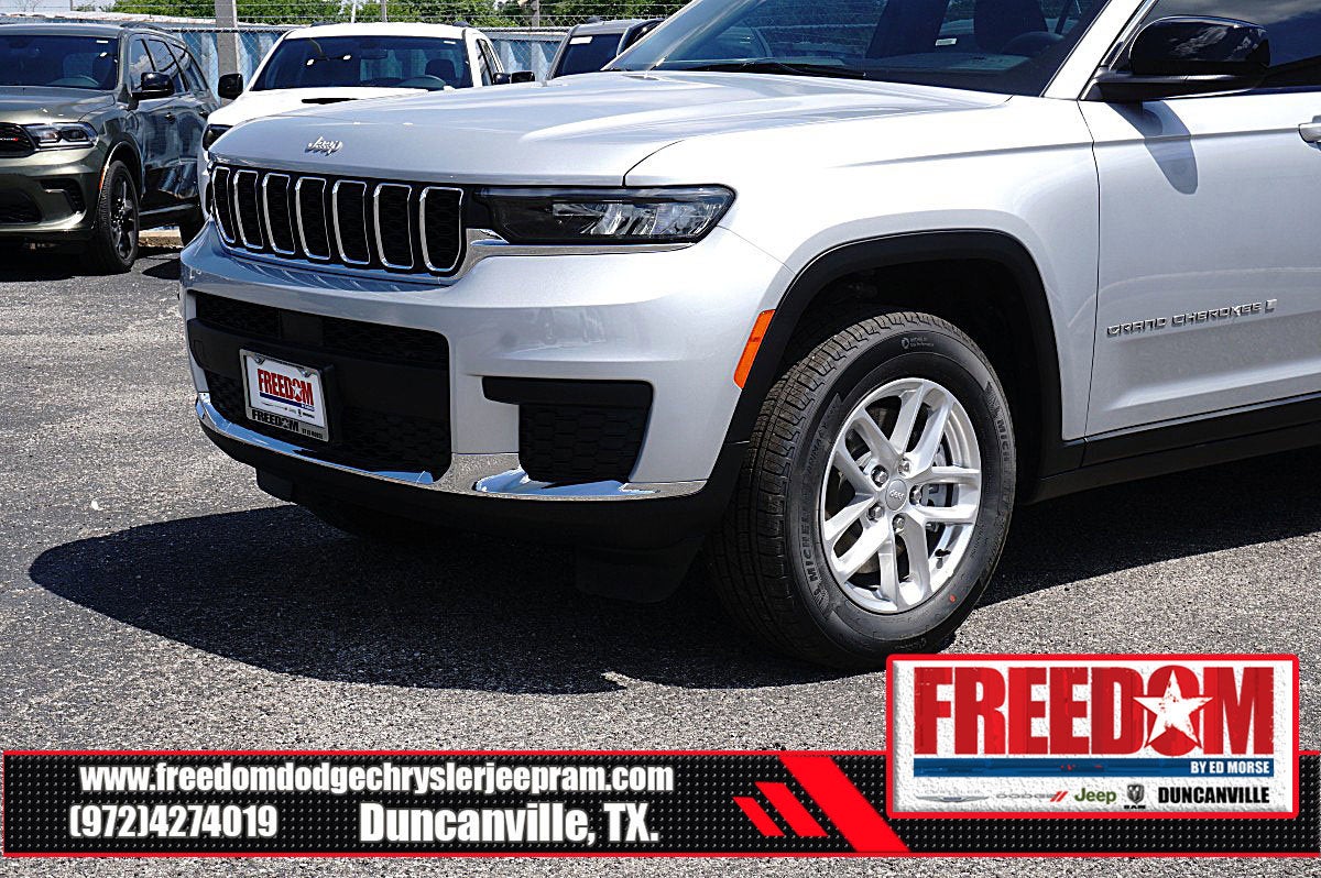 2026 Jeep Grand Cherokee L Laredo