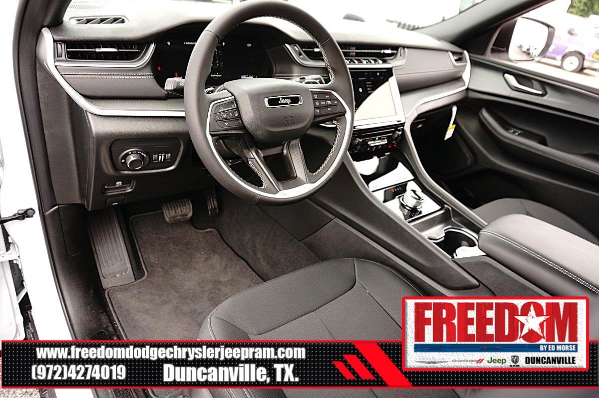 2026 Jeep Grand Cherokee L Laredo