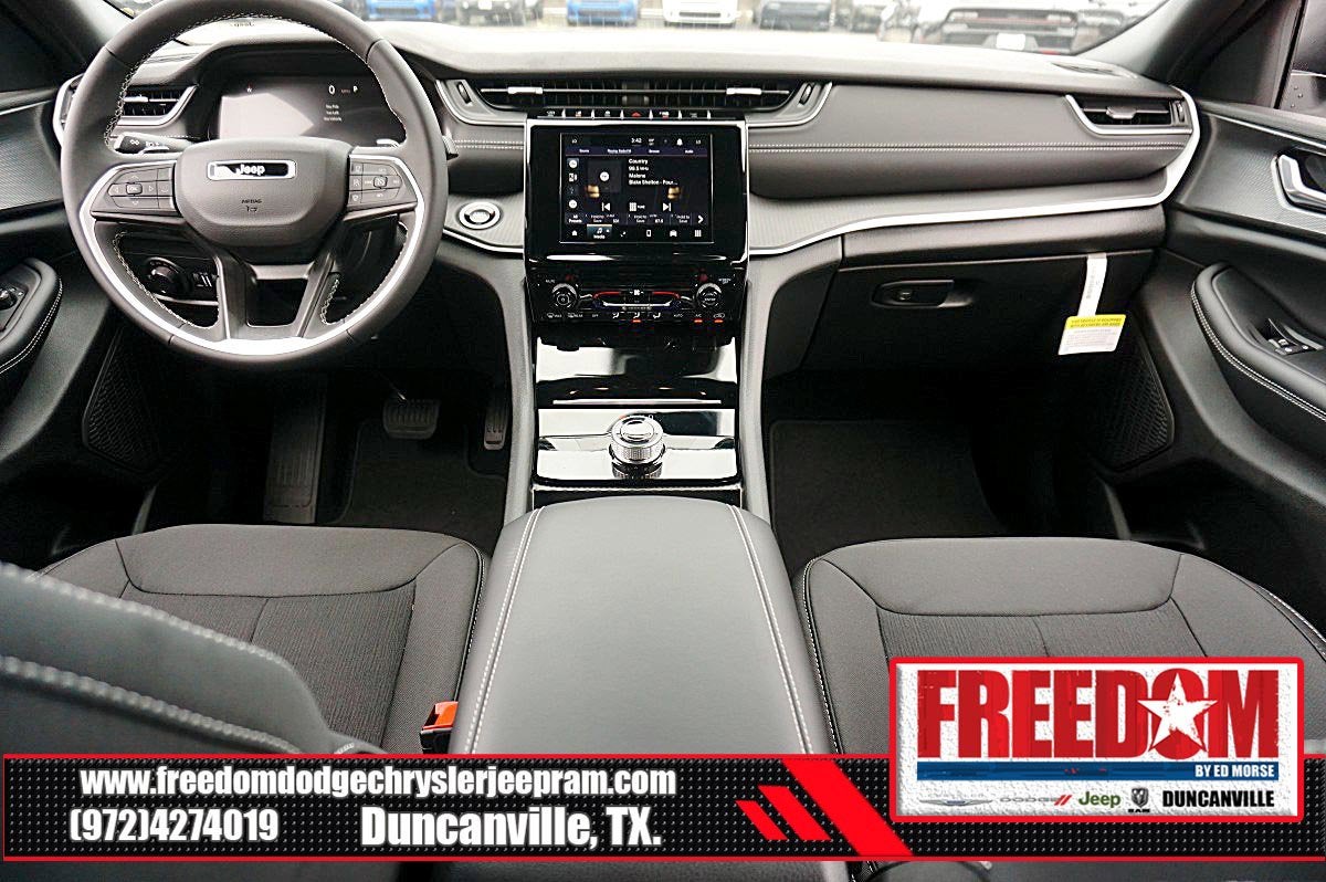 2026 Jeep Grand Cherokee L Laredo