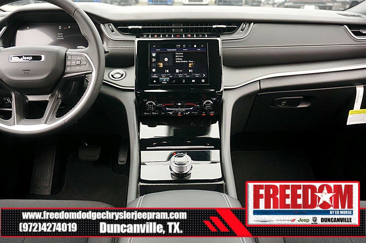 2026 Jeep Grand Cherokee L Laredo