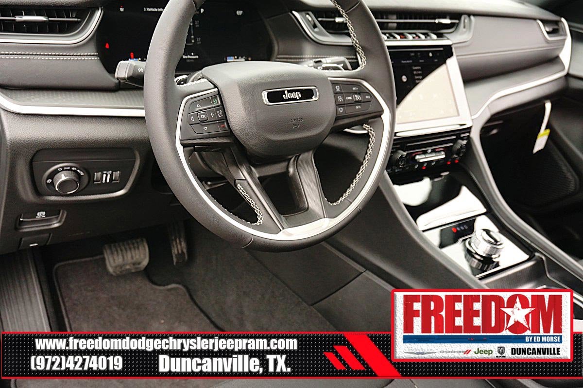 2026 Jeep Grand Cherokee L Laredo