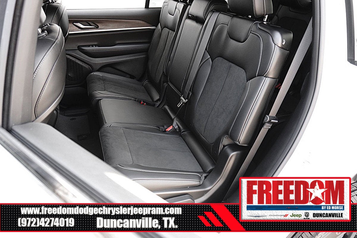 2026 Jeep Grand Cherokee L Laredo