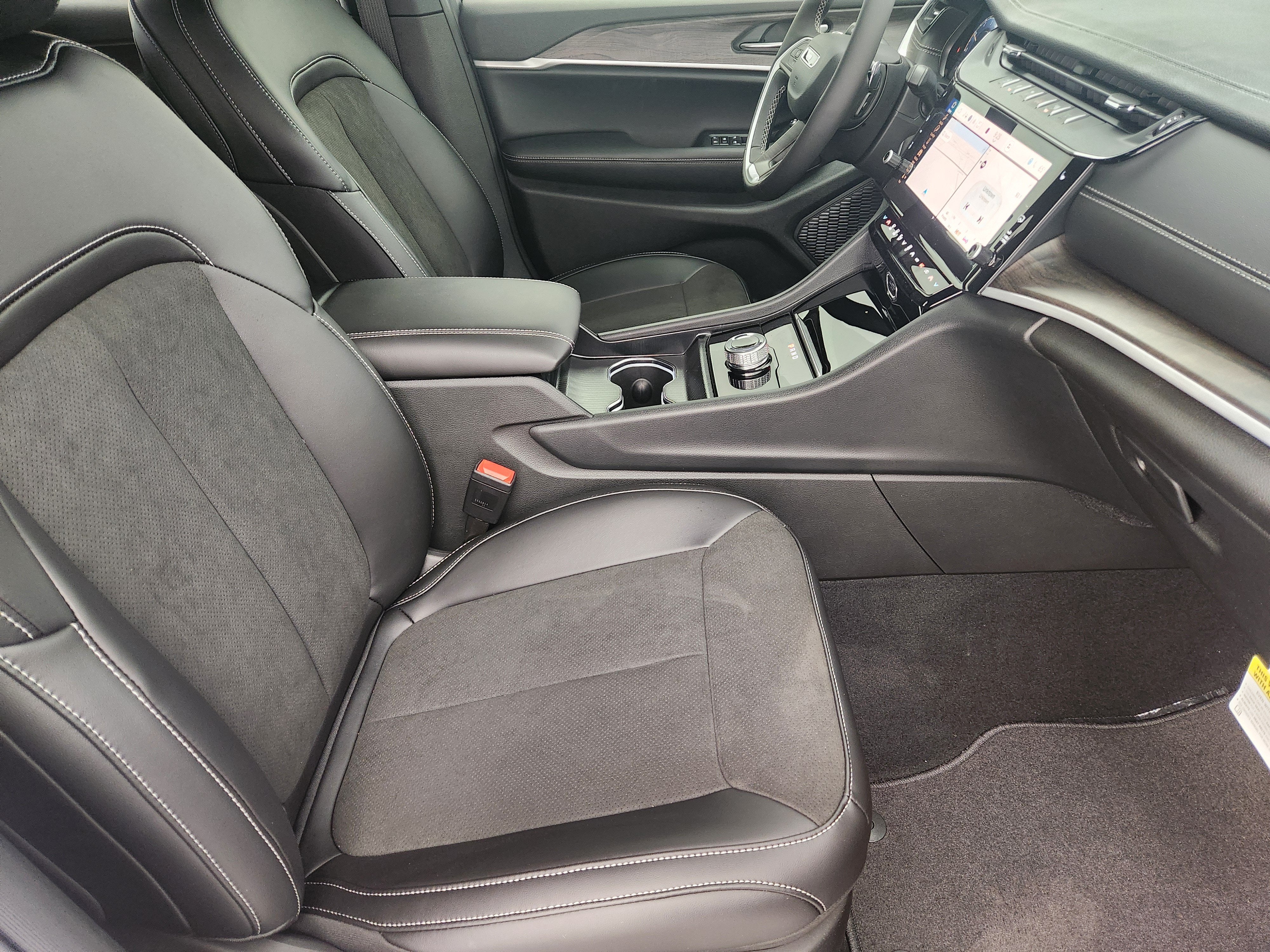 2026 Jeep Grand Cherokee L Altitude