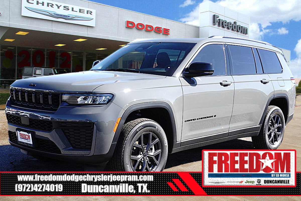 2027 Jeep Grand Cherokee L Laredo Altitude