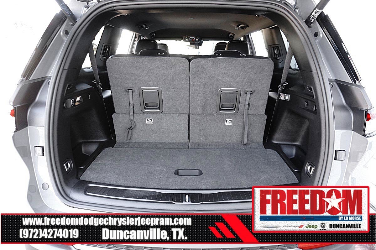 2027 Jeep Grand Cherokee L Laredo Altitude