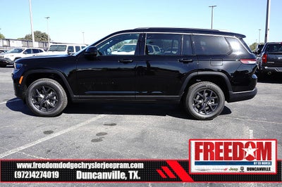 2027 Jeep Grand Cherokee L Laredo Altitude