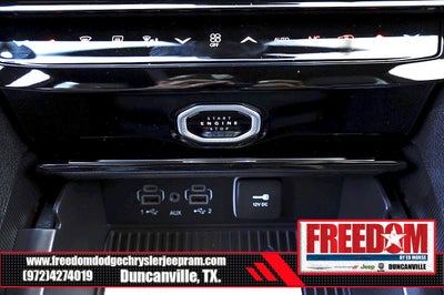 2027 Jeep Grand Cherokee L Laredo Altitude