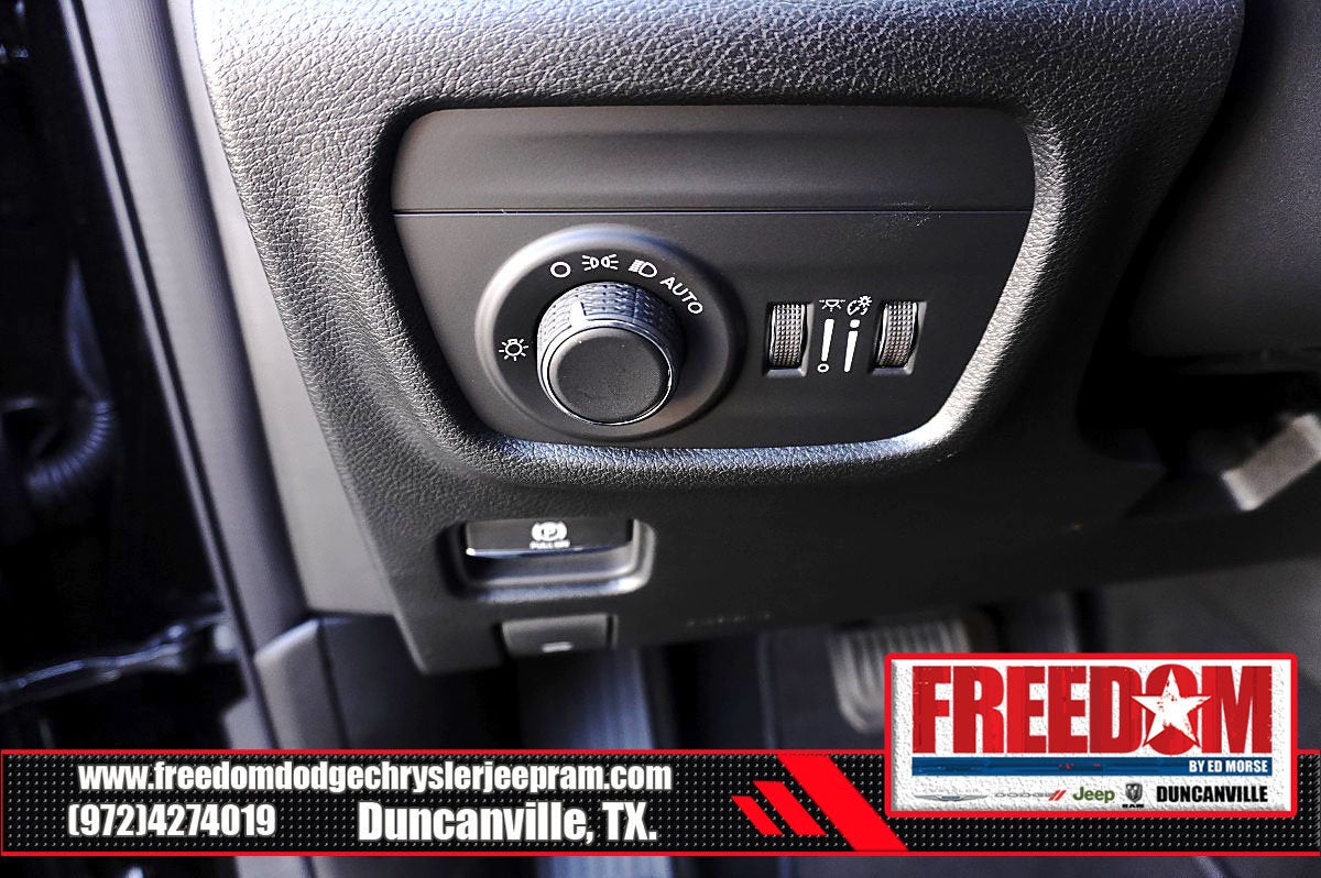 2027 Jeep Grand Cherokee L Laredo Altitude