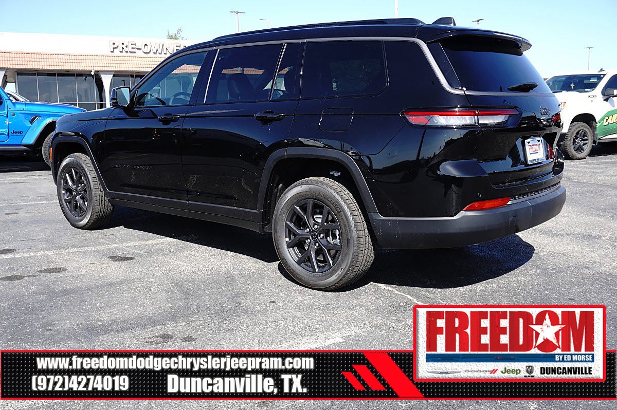 2027 Jeep Grand Cherokee L Laredo Altitude