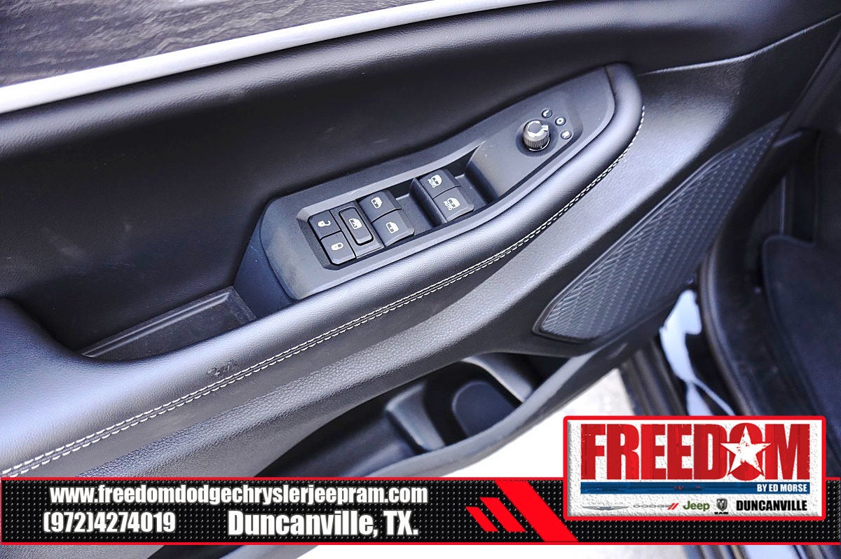 2027 Jeep Grand Cherokee L Laredo Altitude