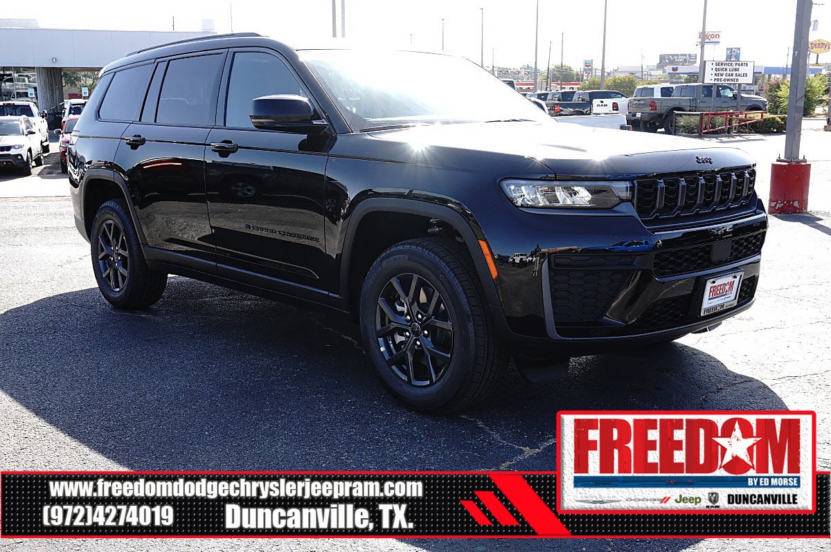 2027 Jeep Grand Cherokee L Laredo Altitude