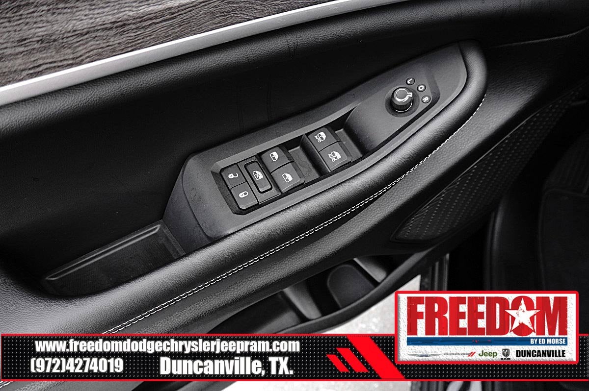 2027 Jeep Grand Cherokee L Laredo Altitude