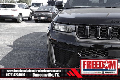 2027 Jeep Grand Cherokee L Laredo Altitude