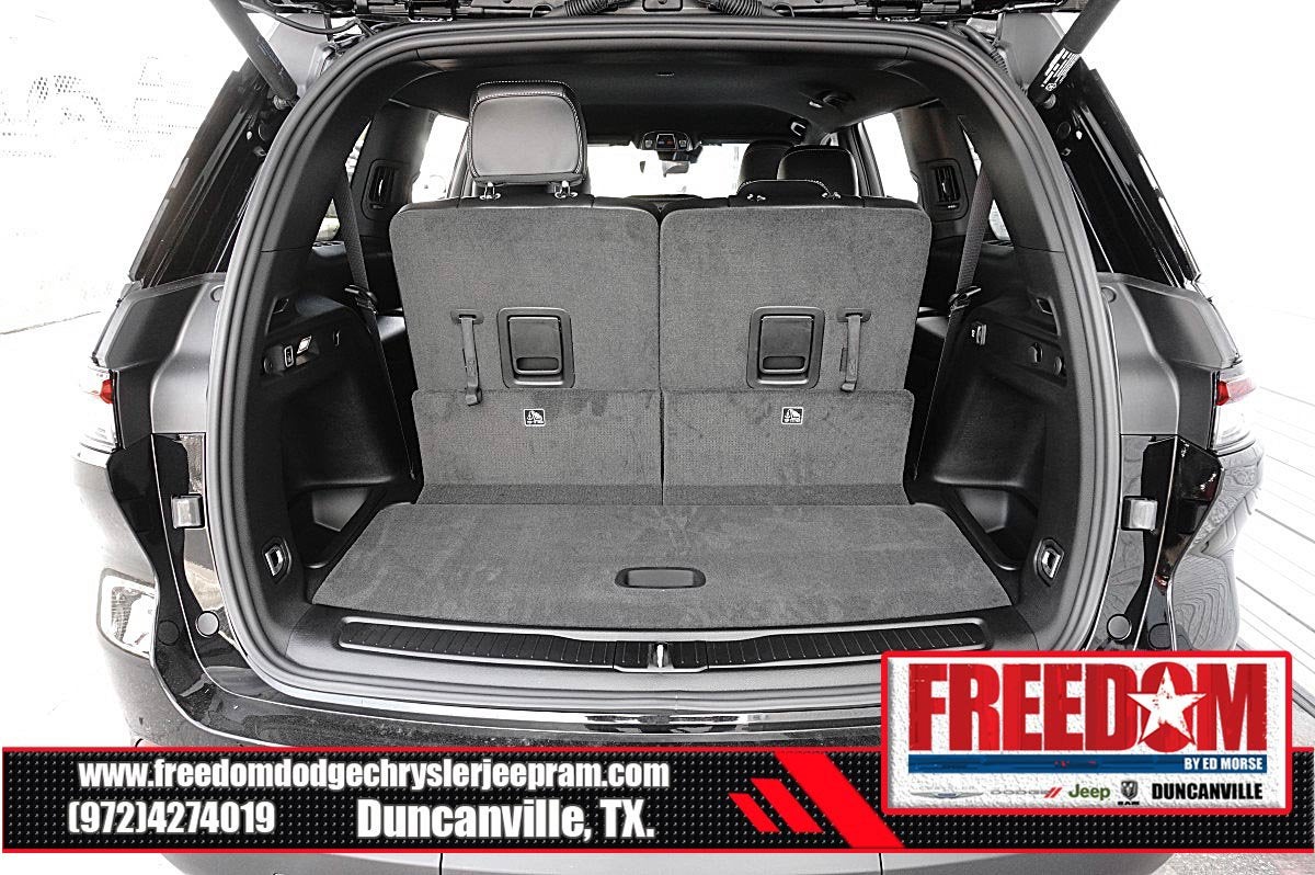 2027 Jeep Grand Cherokee L Laredo Altitude