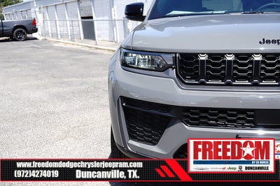 2027 Jeep Grand Cherokee L Laredo Altitude