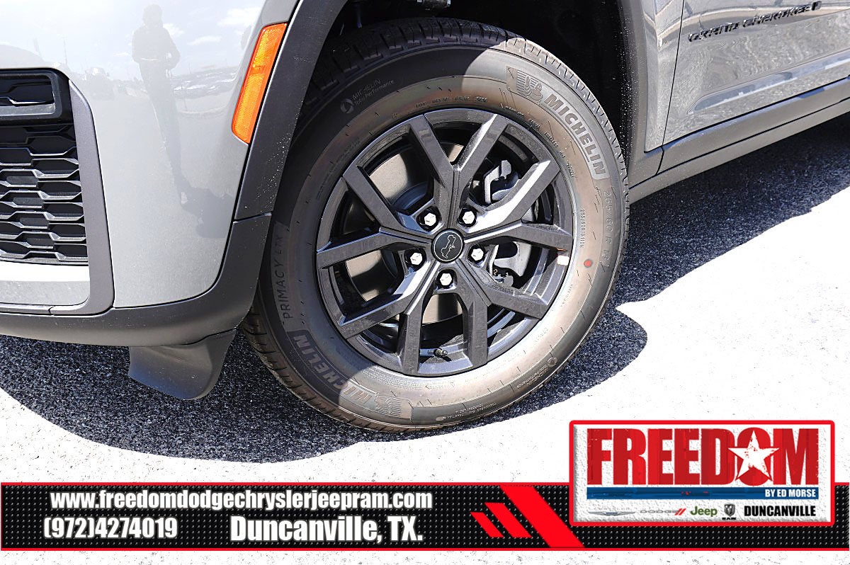 2027 Jeep Grand Cherokee L Laredo Altitude