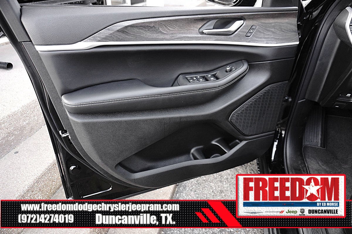 2027 Jeep Grand Cherokee L Limited