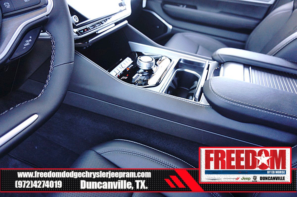 2025 Jeep Wagoneer L Series II