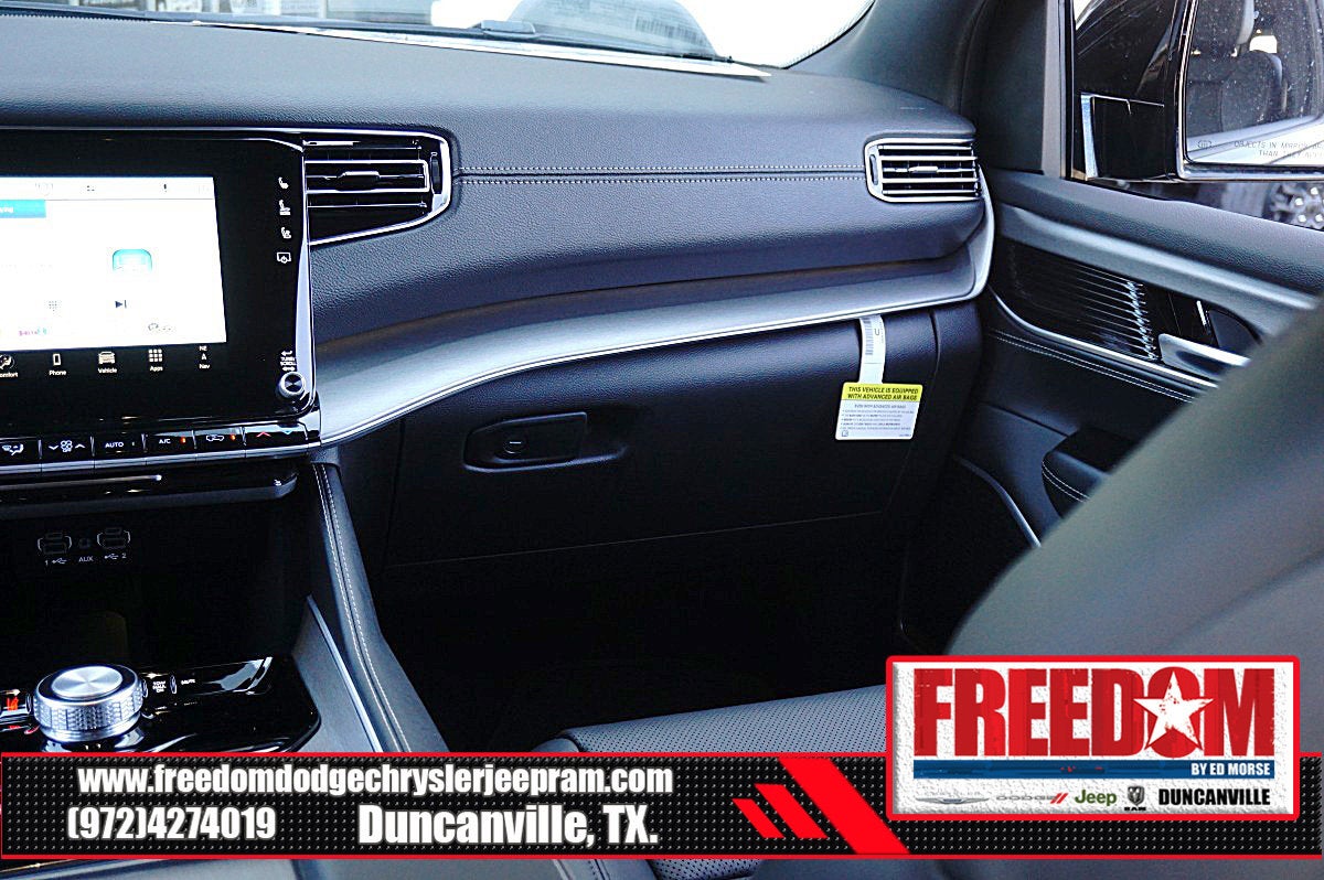 2025 Jeep Wagoneer L Series II