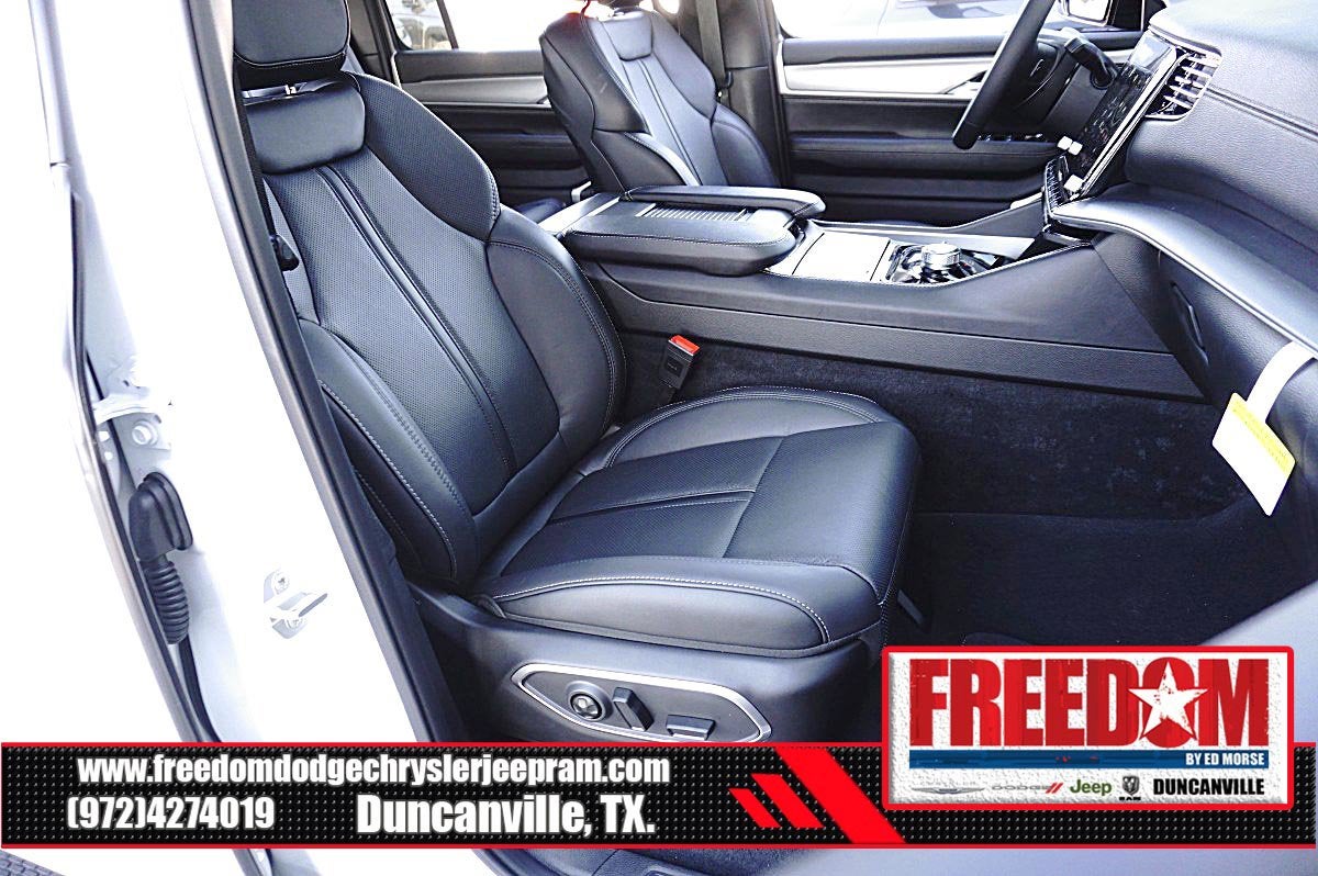 2025 Jeep Wagoneer L Series II